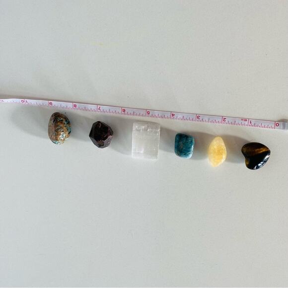 NEW Natural Crystal Set Worry Touch Stone Pocket Gemstone Meditation Mantra Zen - Picture 3 of 4